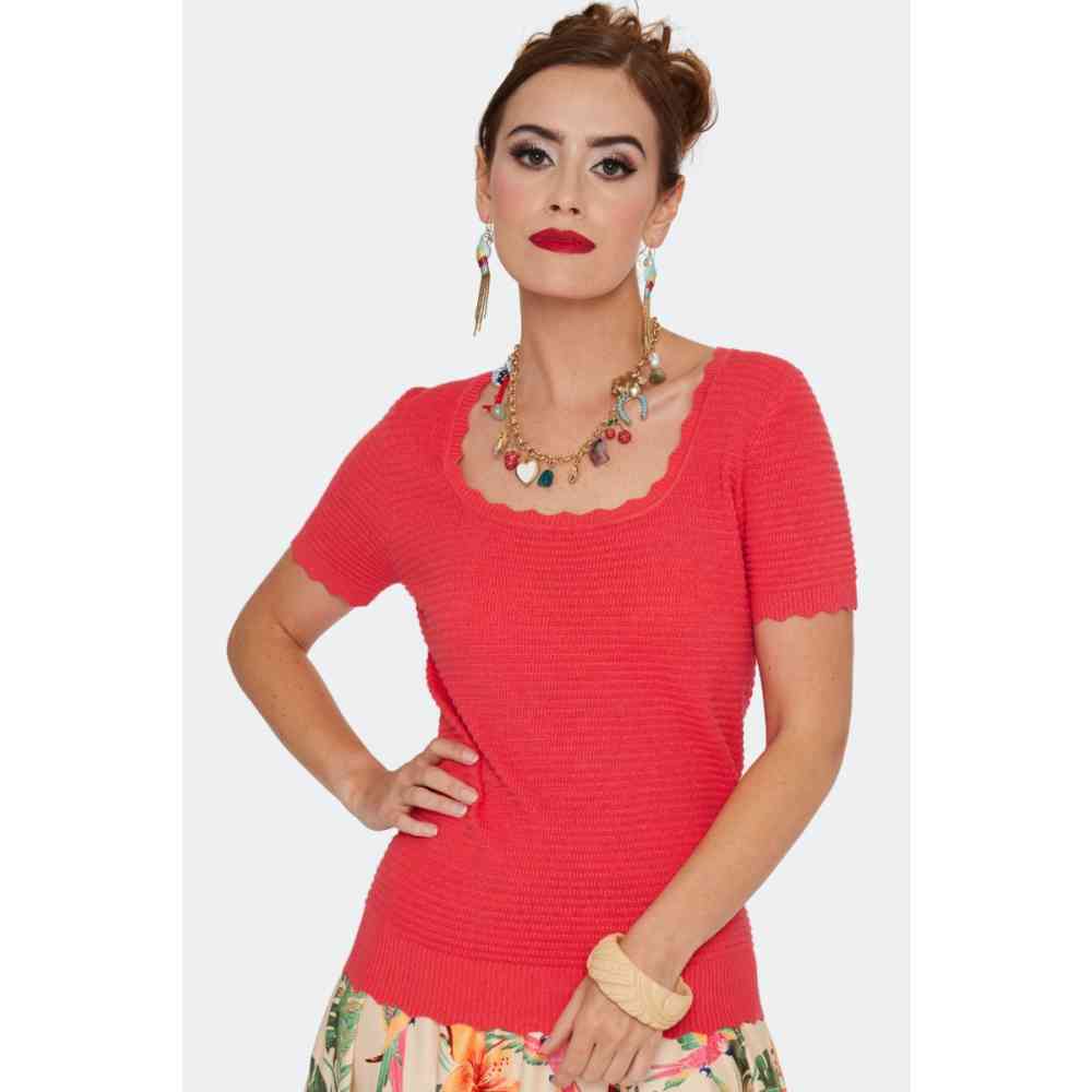 Voodoo Vixen - Scalloped Edge Scoop Neck Top - Roze